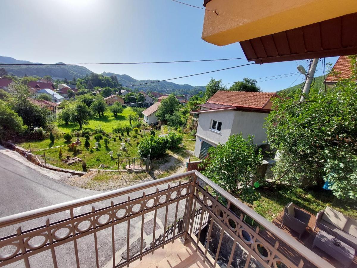 Holiday Home Milanovic سيتينيي المظهر الخارجي الصورة